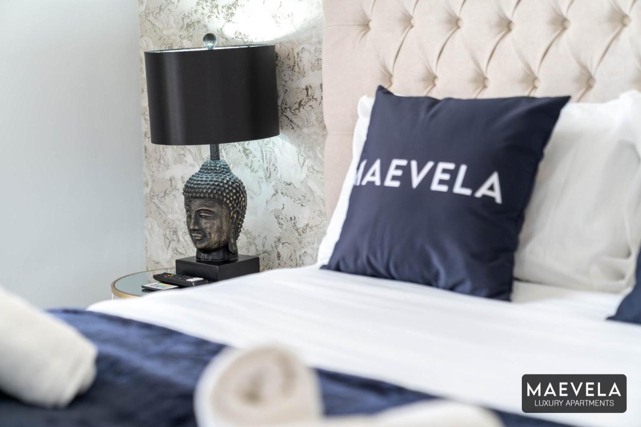 ברמינגהאם Maevela Apartments - Luxury Top Floor Penthouse - With Parking - 2 Bedroom New Build Apartment ✪ City Centre, Digbeth ✓ With Huge Patio Sliding Doors - City View - Rooftop Terrace - Ps4 & Smart Tv'S מראה חיצוני תמונה