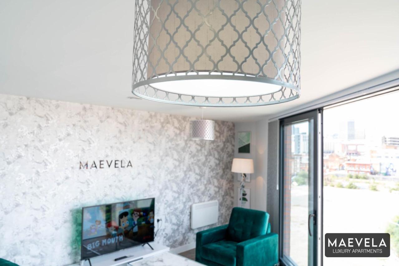 ברמינגהאם Maevela Apartments - Luxury Top Floor Penthouse - With Parking - 2 Bedroom New Build Apartment ✪ City Centre, Digbeth ✓ With Huge Patio Sliding Doors - City View - Rooftop Terrace - Ps4 & Smart Tv'S מראה חיצוני תמונה