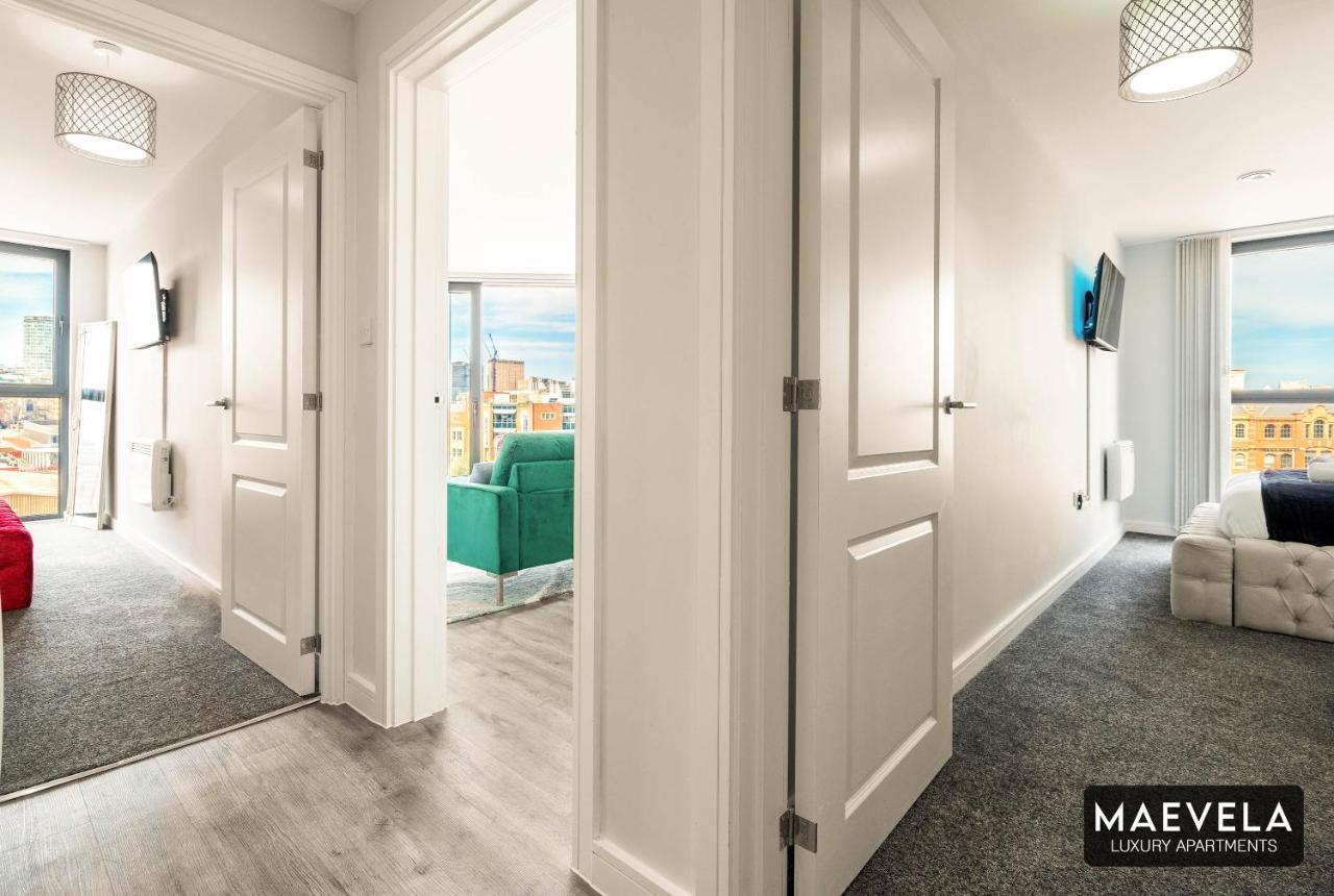 ברמינגהאם Maevela Apartments - Luxury Top Floor Penthouse - With Parking - 2 Bedroom New Build Apartment ✪ City Centre, Digbeth ✓ With Huge Patio Sliding Doors - City View - Rooftop Terrace - Ps4 & Smart Tv'S מראה חיצוני תמונה