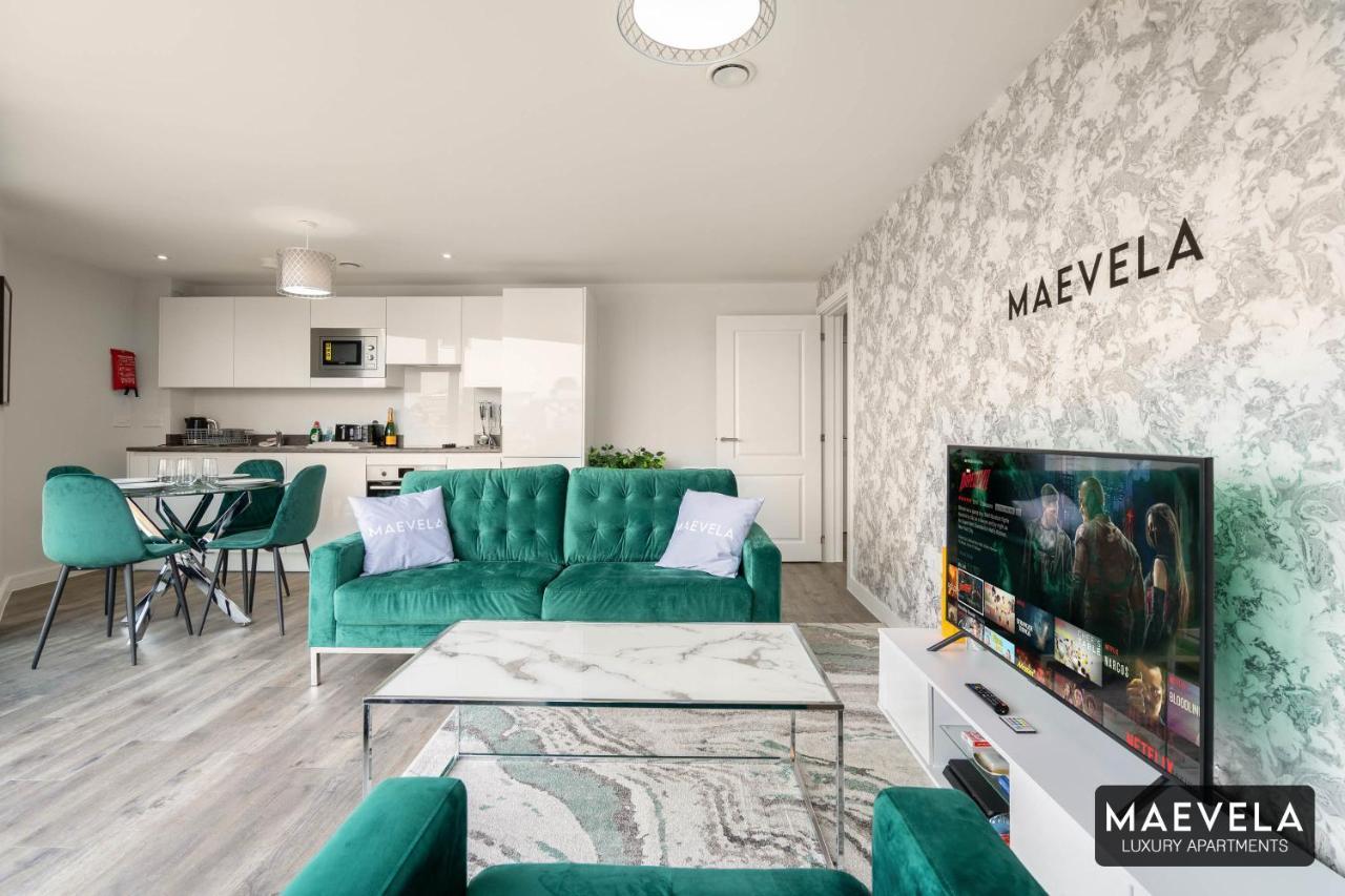 ברמינגהאם Maevela Apartments - Luxury Top Floor Penthouse - With Parking - 2 Bedroom New Build Apartment ✪ City Centre, Digbeth ✓ With Huge Patio Sliding Doors - City View - Rooftop Terrace - Ps4 & Smart Tv'S מראה חיצוני תמונה